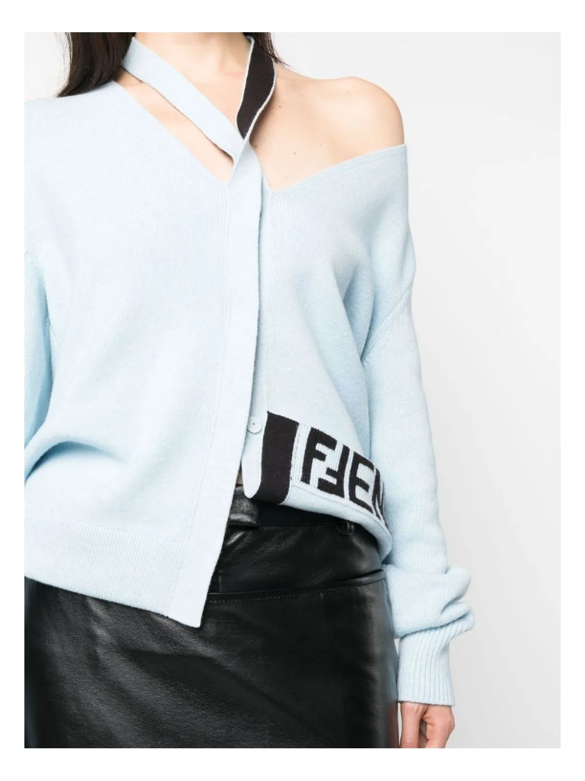 CASHMERE V-NECK CARDIGAN